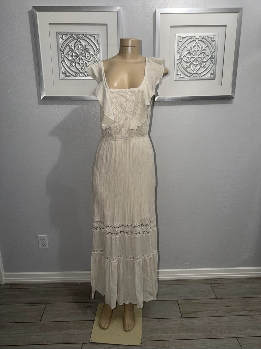 Mossimo Supply Co. Cream Lace-Trim Maxi Dress